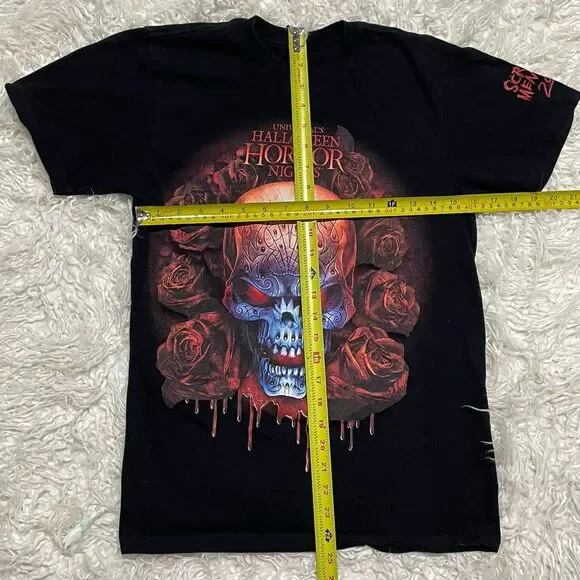 Halloween Horror Nights '17 Scream Team Universal Studios Black Shirt Men Sz Sm - Picture 2 of 4
